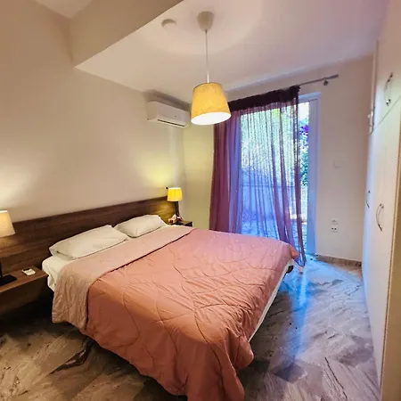 Pinelopi Holiday home *